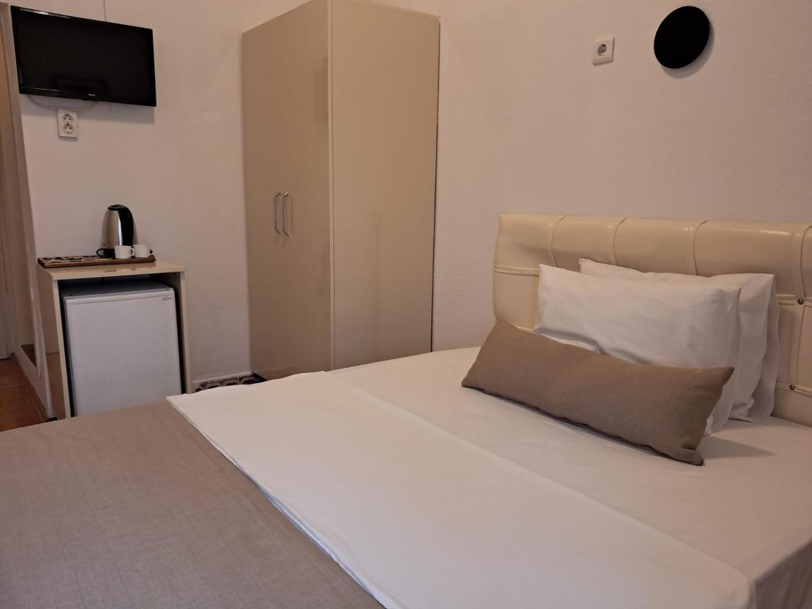 Soezer Otel Ayvalik Exterior photo