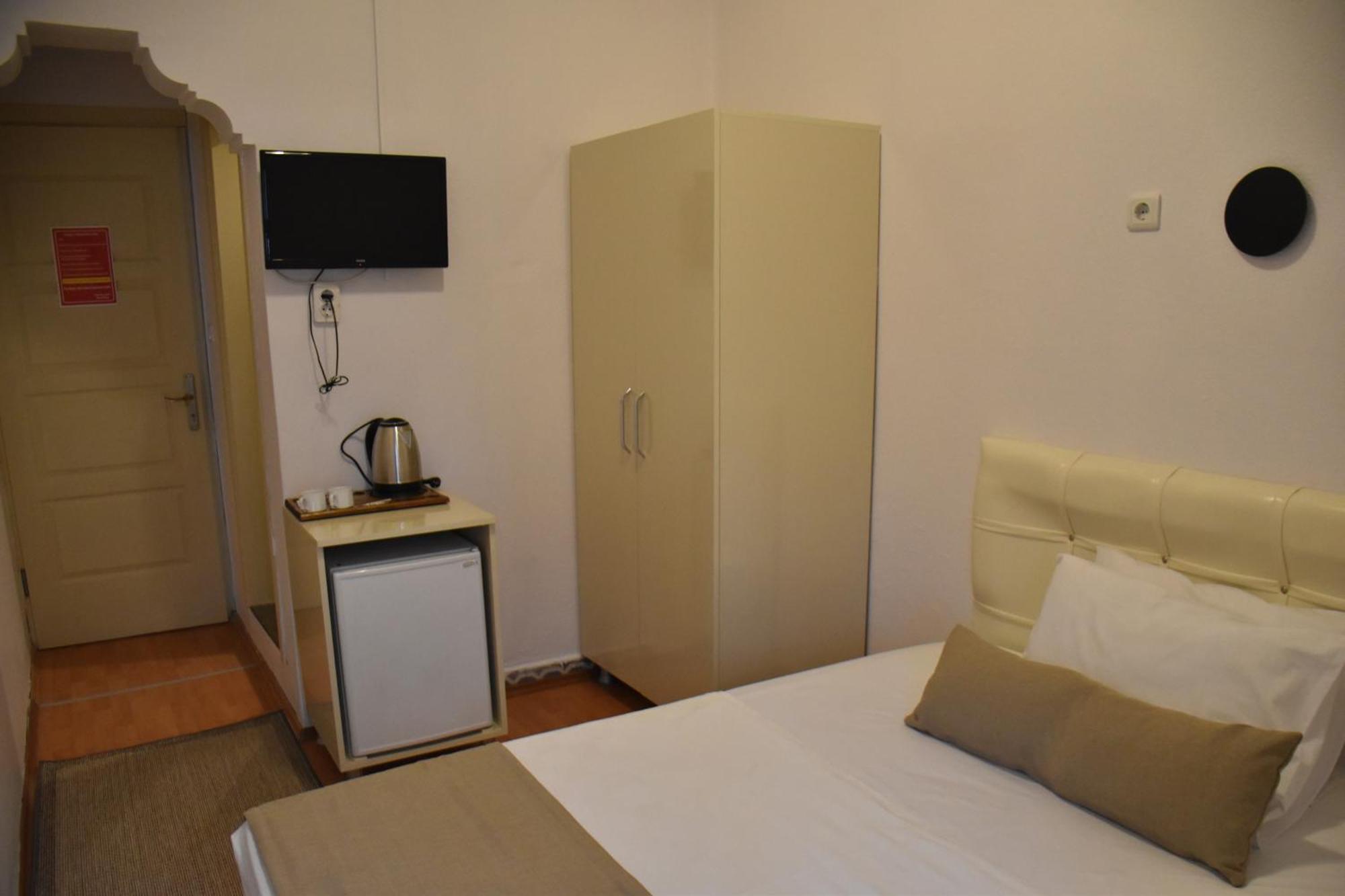 Soezer Otel Ayvalik Exterior photo