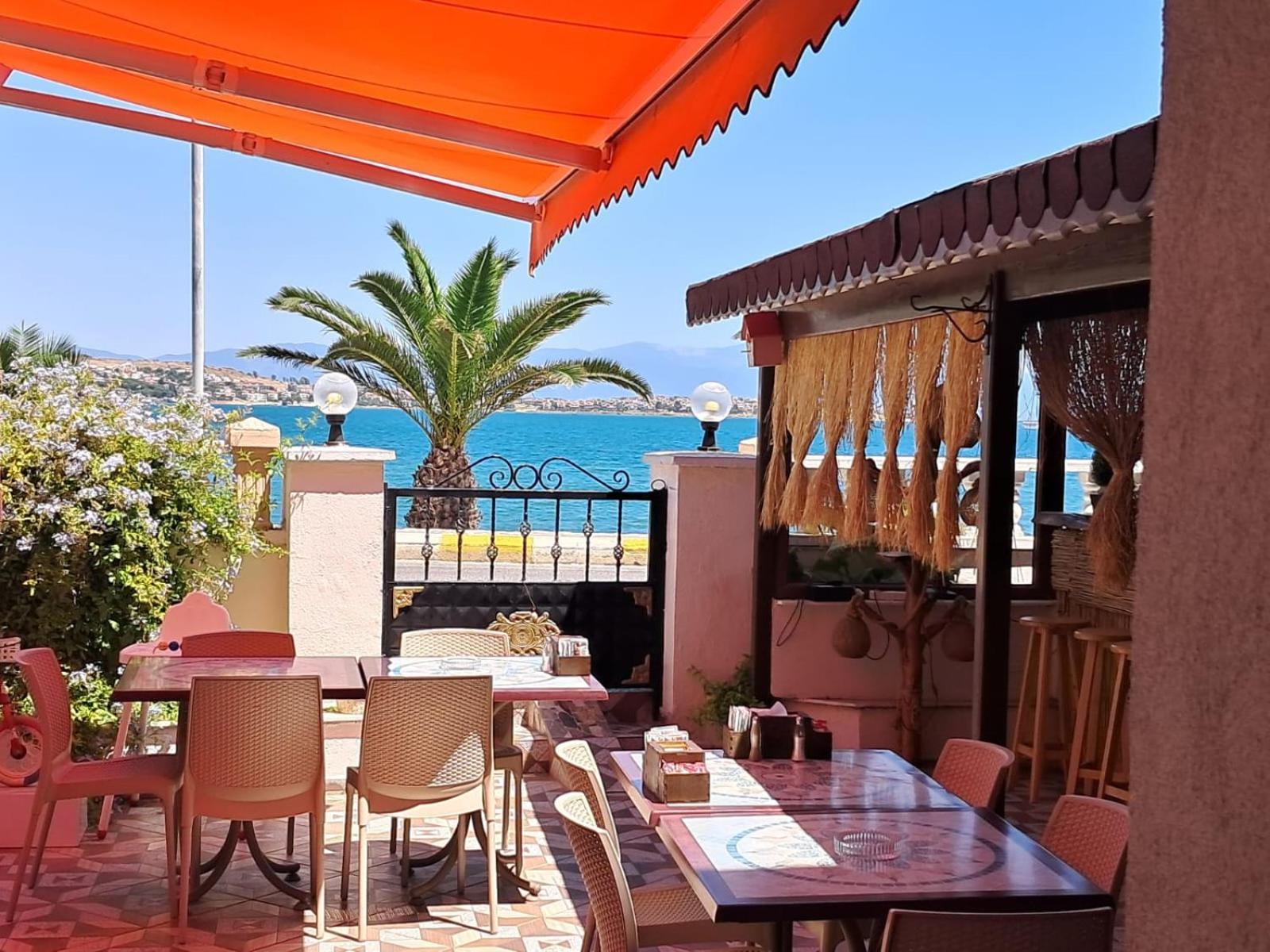 Soezer Otel Ayvalik Exterior photo